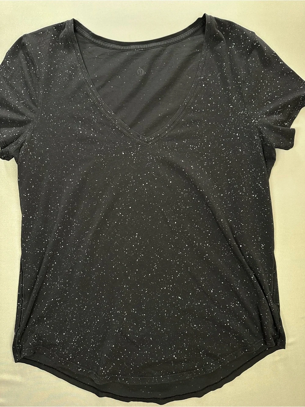 Lululemon Love Tee V-Neck Short Sleeve Shirt, White Splatter - Womens